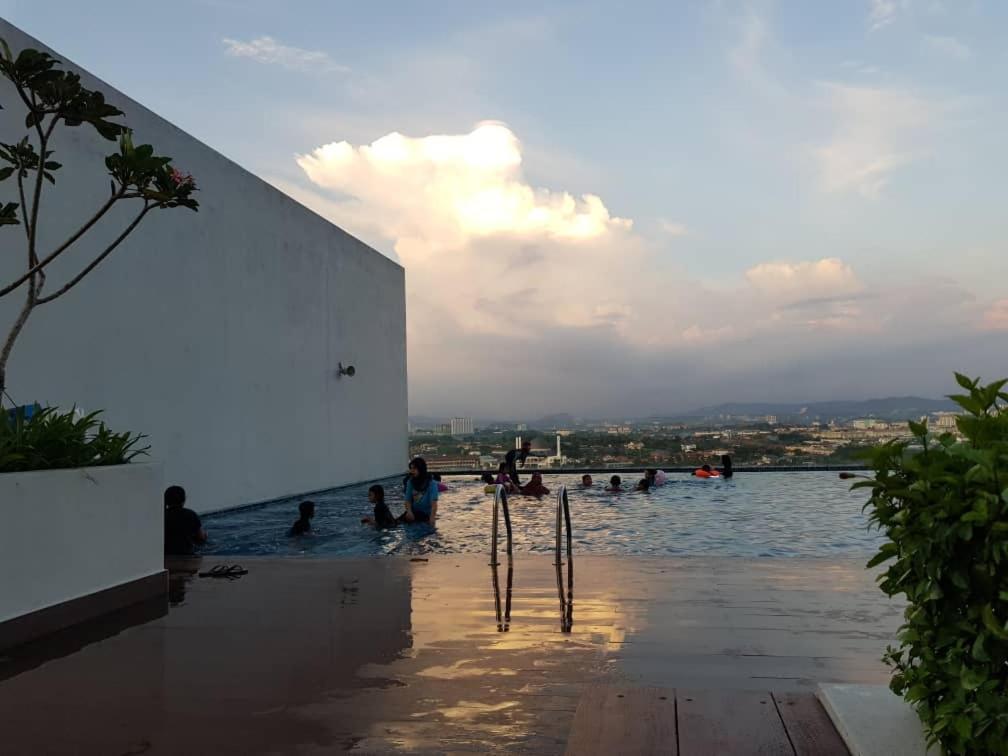 Ferienwohnung Evo Studio Bangi Exterior foto